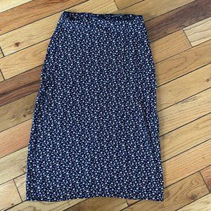 Brandy Melville Navy & White Floral Pencil Skirt